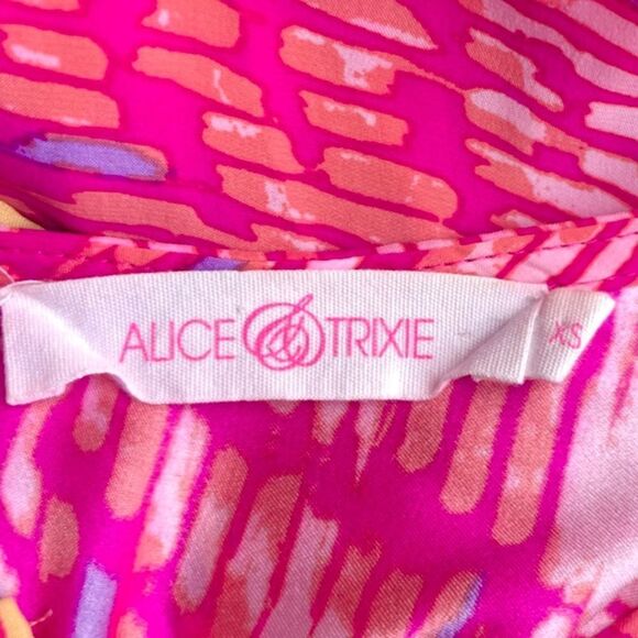 Alice & Trixie Silk Shift Dress - Picture 6 of 7